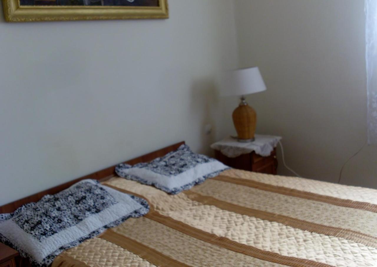 Villa Eden Delux Yanoshi Luaran gambar